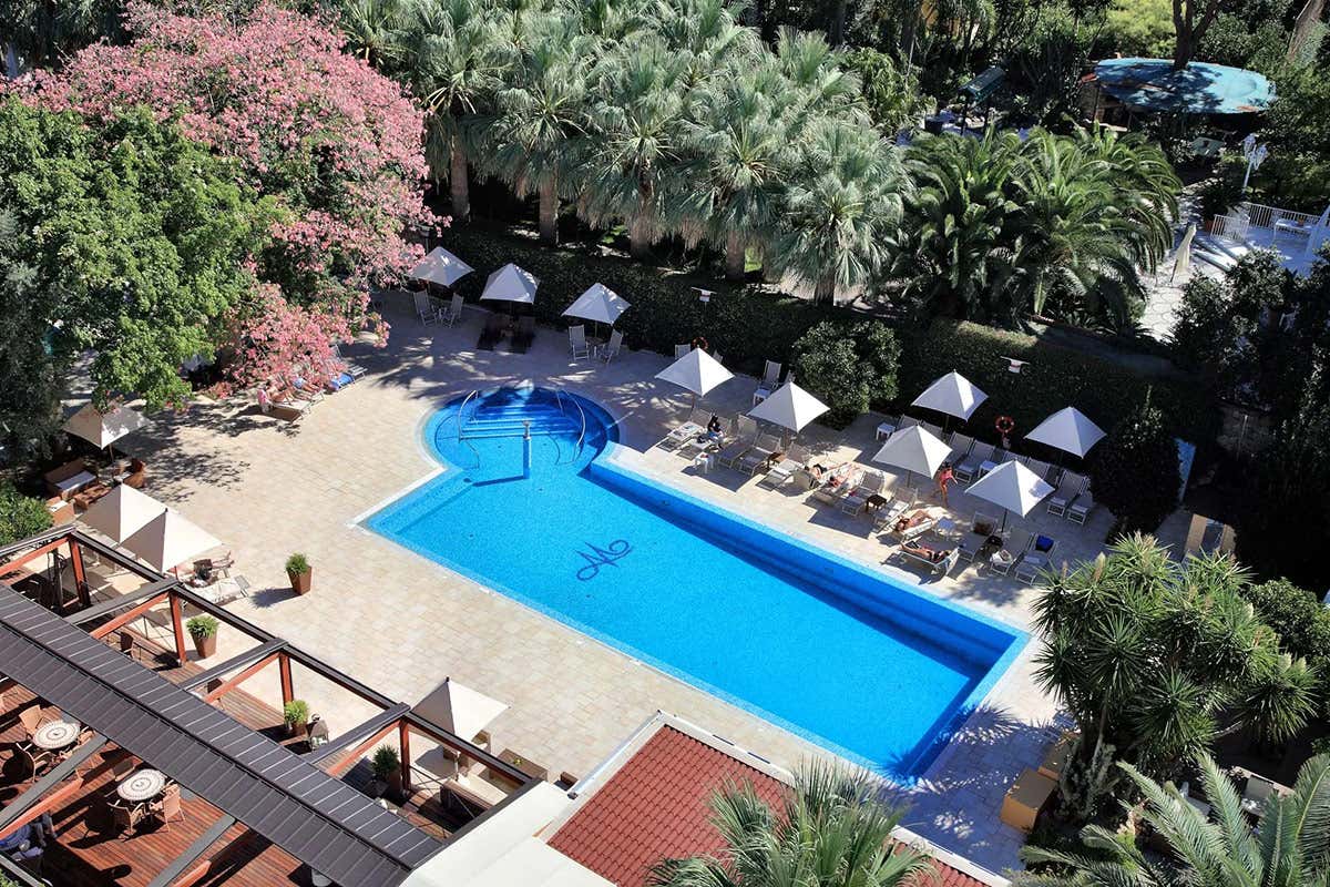 Hotel Mediterraneo: un faro di ospitalità di classe a Sorrento