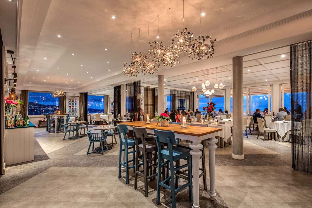 Hotel Mediterraneo: un faro di ospitalità di classe a Sorrento