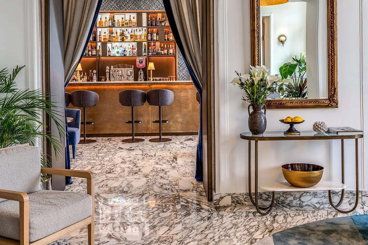 Hotel Mediterraneo: un faro di ospitalità di classe a Sorrento