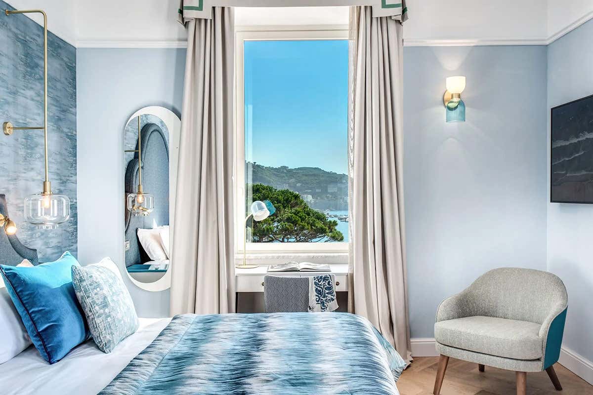Hotel Mediterraneo: un faro di ospitalità di classe a Sorrento