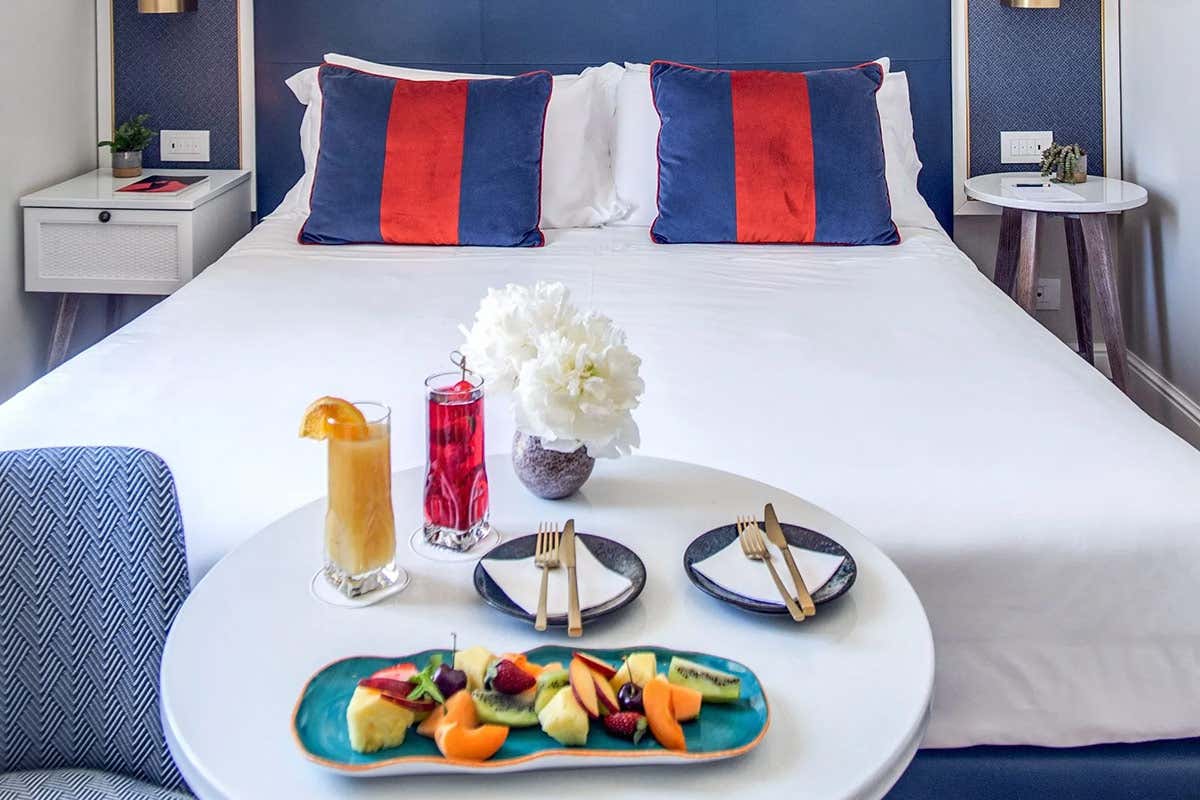 Hotel Mediterraneo: un faro di ospitalità di classe a Sorrento