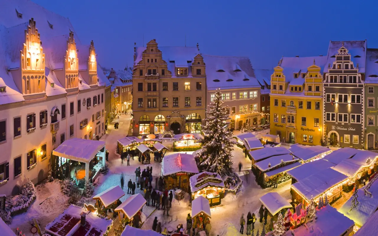 Mercatino di Natale nel centro storico di Meissen Foto: Sylvio Dittricht Il Natale pi&ugrave; autentico? In Sassonia, tra citt&agrave;, borghi e castelli
