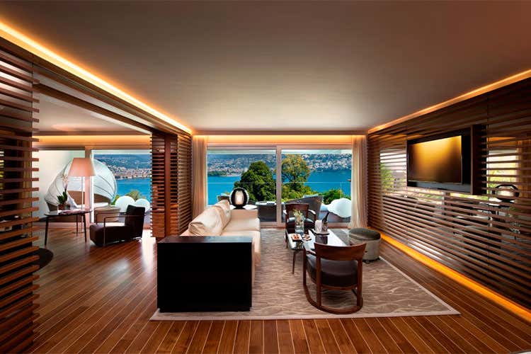 Menu creati ad hoc, relax e concerti La magia delle feste al The View Lugano