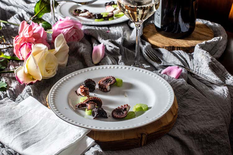 Insalata di polpo, sedano e Prugne della California - Menu di San Valentino easy chic? Con le Prugne della California