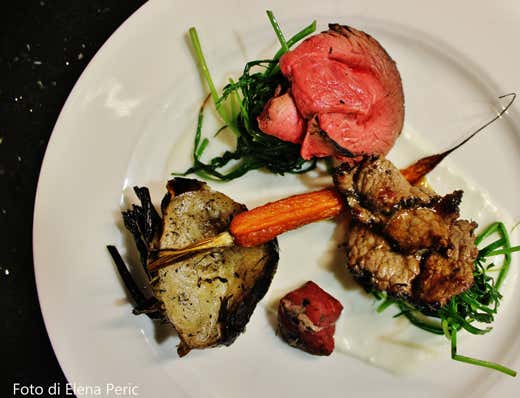 Bufali e buoi a base di carne (Credit: Elena Peric)