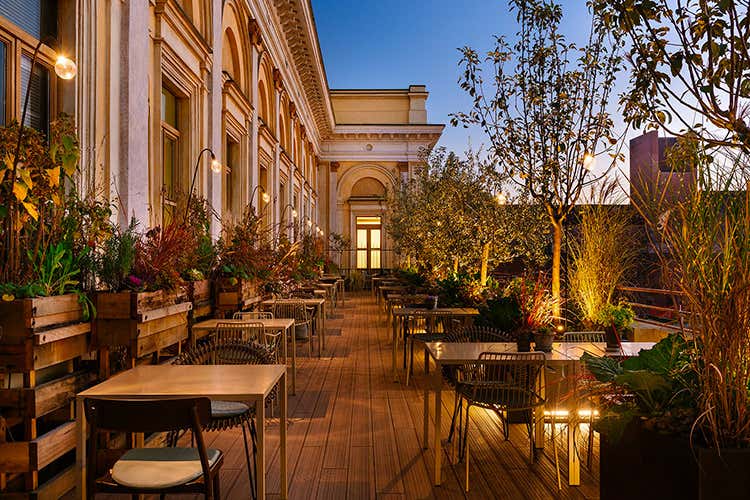 Il Cannavacciuolo Bistrot tra dehor e terrazza - Mete turistiche e città d'arte I ristoranti si fan belli per l'estate