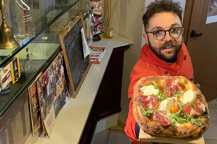 Il fascino della Pala Romana Tradizionale, ma contemporanea