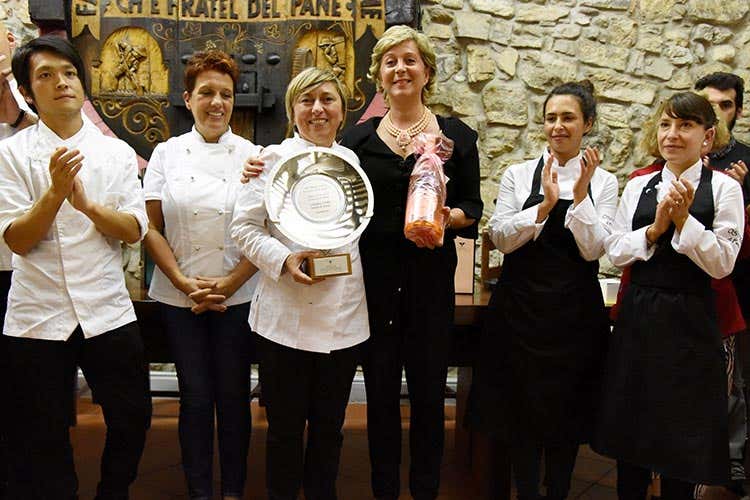 Cristina Cerbi e Roberta Bianchi - Lara Pasqualetti con il Cuore di asticeMiglior abbinamento a Villa Franciacorta