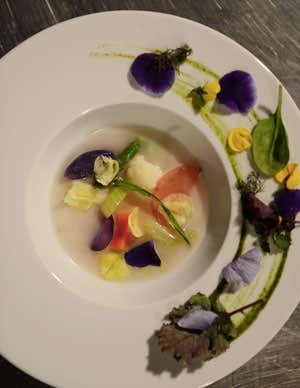 Minestra di Parmigiano reggiano di Carlo Cracco (foto Alice Ostan)