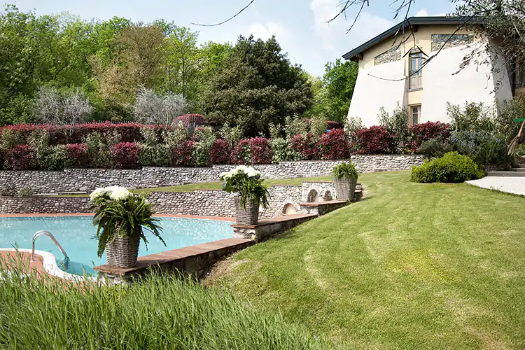 Tante le attivit&agrave; all&rsquo;aria aperta L&rsquo;estate dolce sul lago d&rsquo;Iseo Riapre il Mirabella