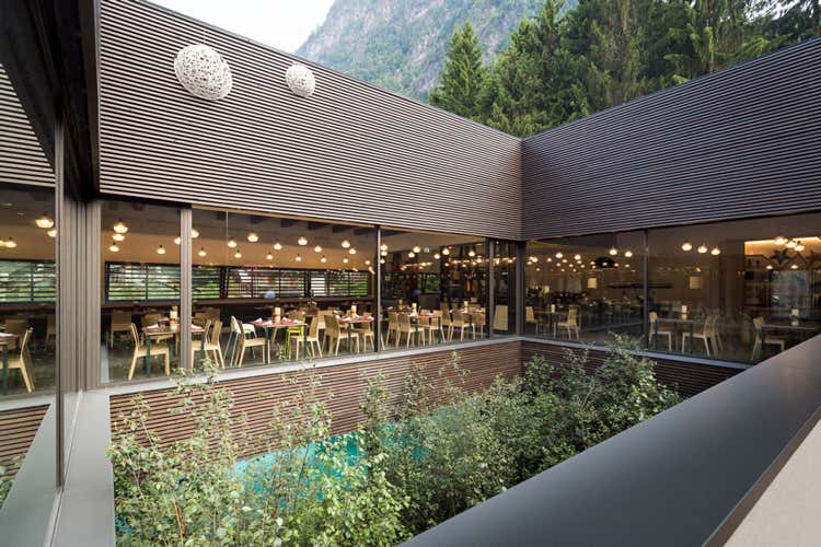 Mirtillo Rosso si affida Victoire Gouloubi Mirtillo Rosso si affida Victoire Gouloubi