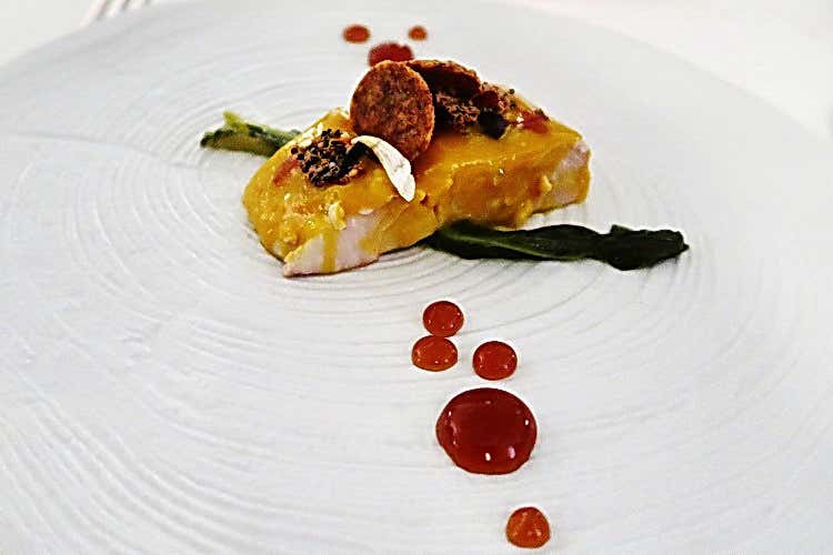 Ricciola laccata al mango, noci ed erbe in agro (Mixology al Charleston di Palermo con i Marsala di Cantine Pellegrino)