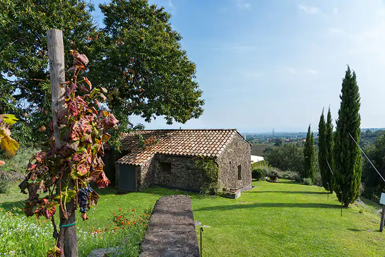 Relais &amp; Ch&acirc;teaux Monaci delle Terre Nere In viaggio rispettando la Terra? 16 indirizzi in Italia e nel mondo