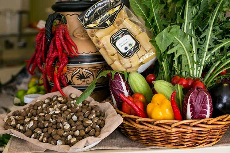 (Moscara Terra d'Otranto Un tuffo nel Salento... a Milano)