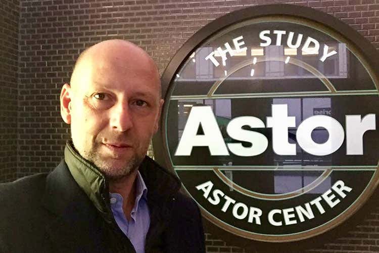 Manuele Biava (Il Moscato di Scanzo di Manuele Biava Export da New York a Shangai)