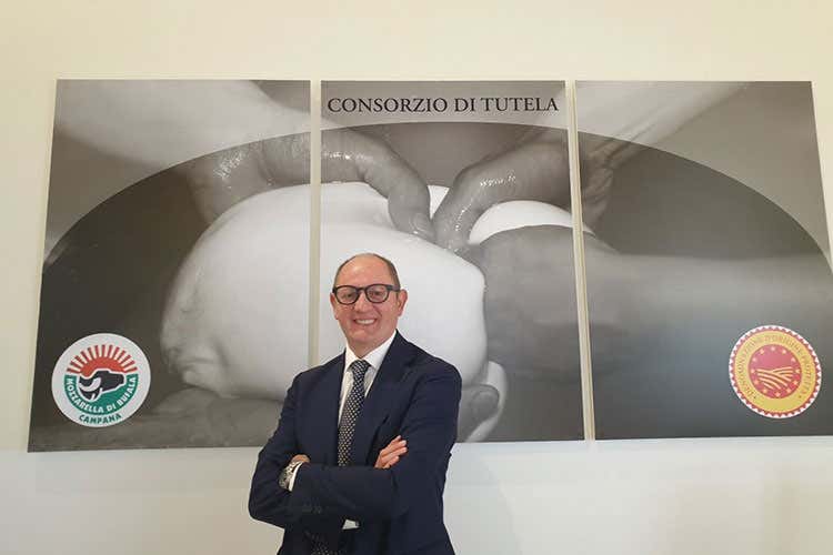 Domenico Raimondo - Mozzarella di Bufala Campana Dop tra meno burocrazia e più giovani Domenico Raimondo - Mozzarella di Bufala Campana Dop tra meno burocrazia e più giovani