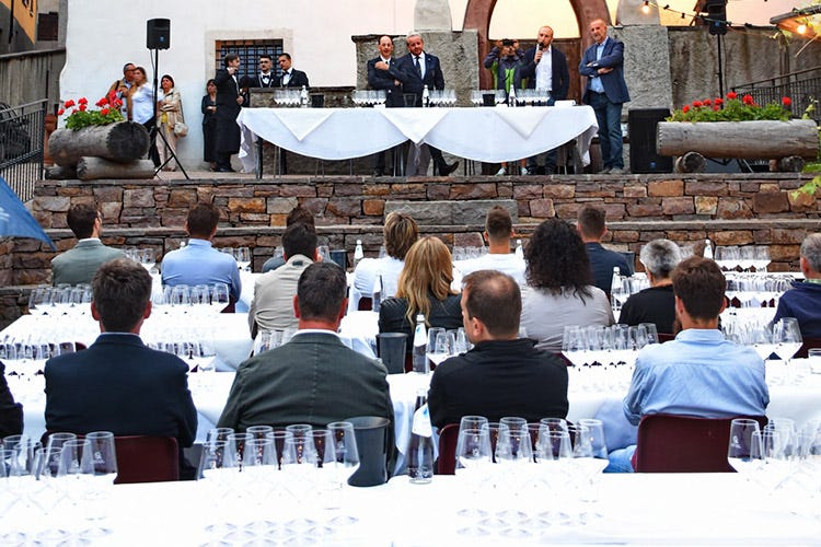 (Müller Thurgau, vino di montagna In Val di Cembra la 31ª edizione)
