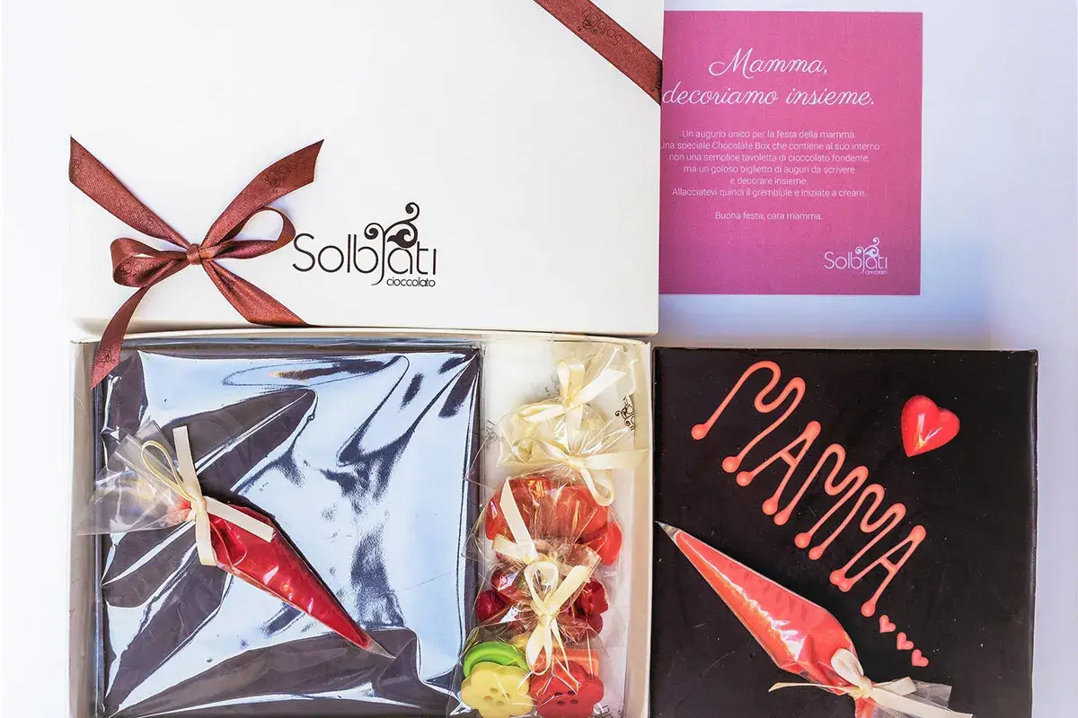 La Mum Box di Solbiati Cioccolato Mum Box, auguri di cioccolato La Festa della Mamma &egrave; pi&ugrave; dolce