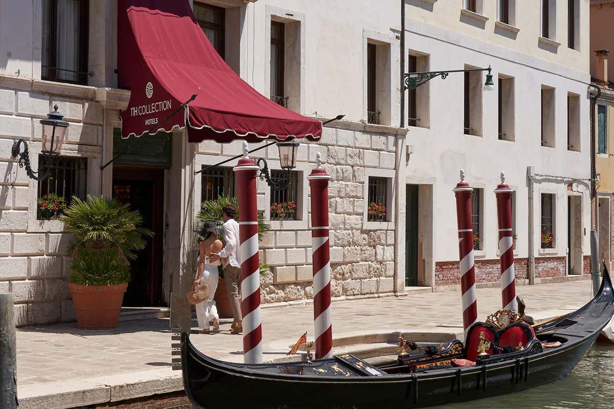 Palazzo dei Dogi, l'hotel all'interno del giardino nobiliare segreto più antico di Venezia