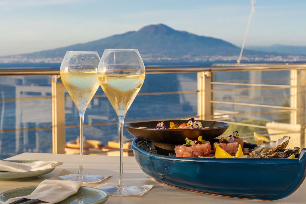 Hotel Mediterraneo: l'offerta gastronomica si amplia con Terrazza Mediterranea
