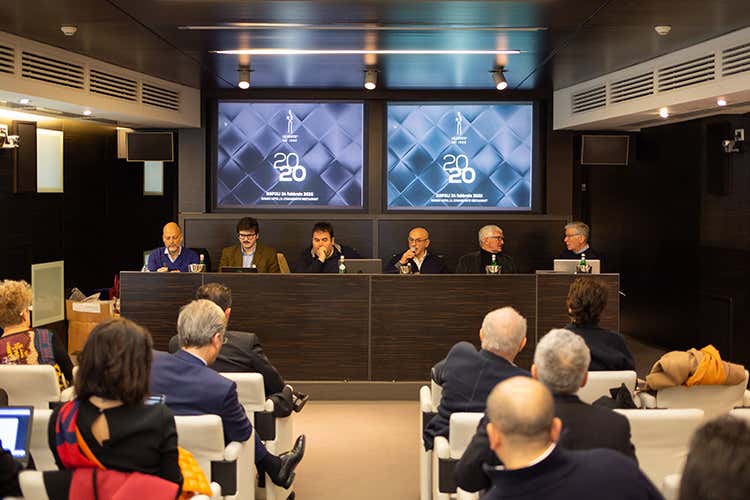 A Napoli sono stati ufficializzati gli ingressi di 5 nuovi soci - A Napoli l'Assemblea Le Soste accoglie cinque nuovi soci