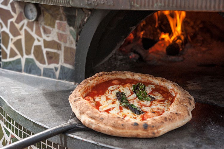 Napoli corregge Chicago: Noi la vera Capitale della pizza