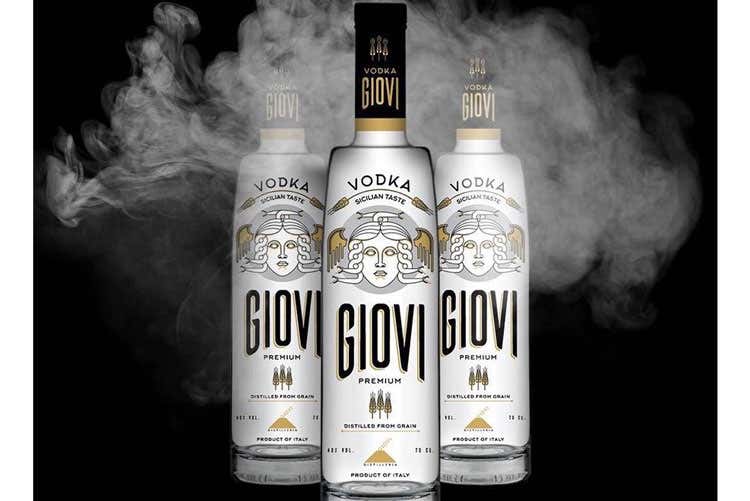 Nasce la prima Vodka siciliana Opera della Distilleria Giovi Nasce la prima Vodka siciliana Opera della Distilleria Giovi
