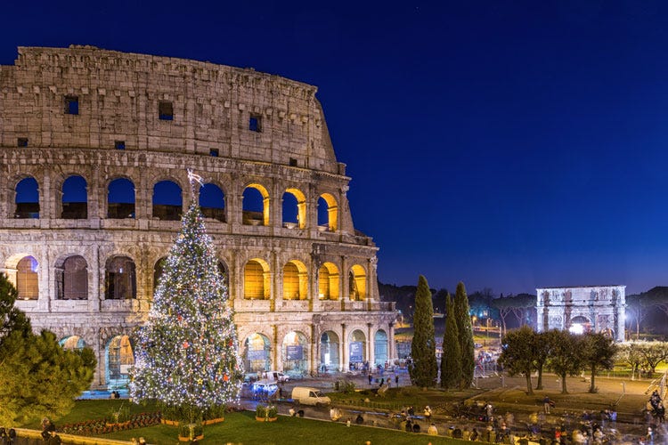 Natale e Capodanno a Roma 
Party esclusivi e cene stellate