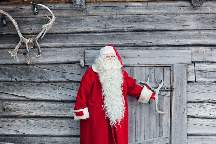 Verranno scelti circa 80 messaggi che Babbo Natale trasmetterà in singoli video - Natale lontani causa covid? L’augurio lo manda Santa Claus
