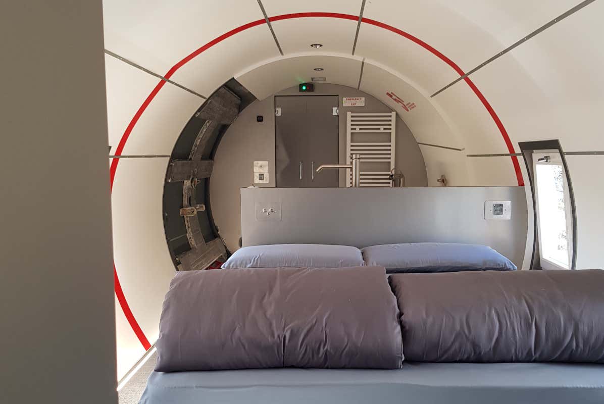 La... camera da letto Un b La... camera da letto Un b