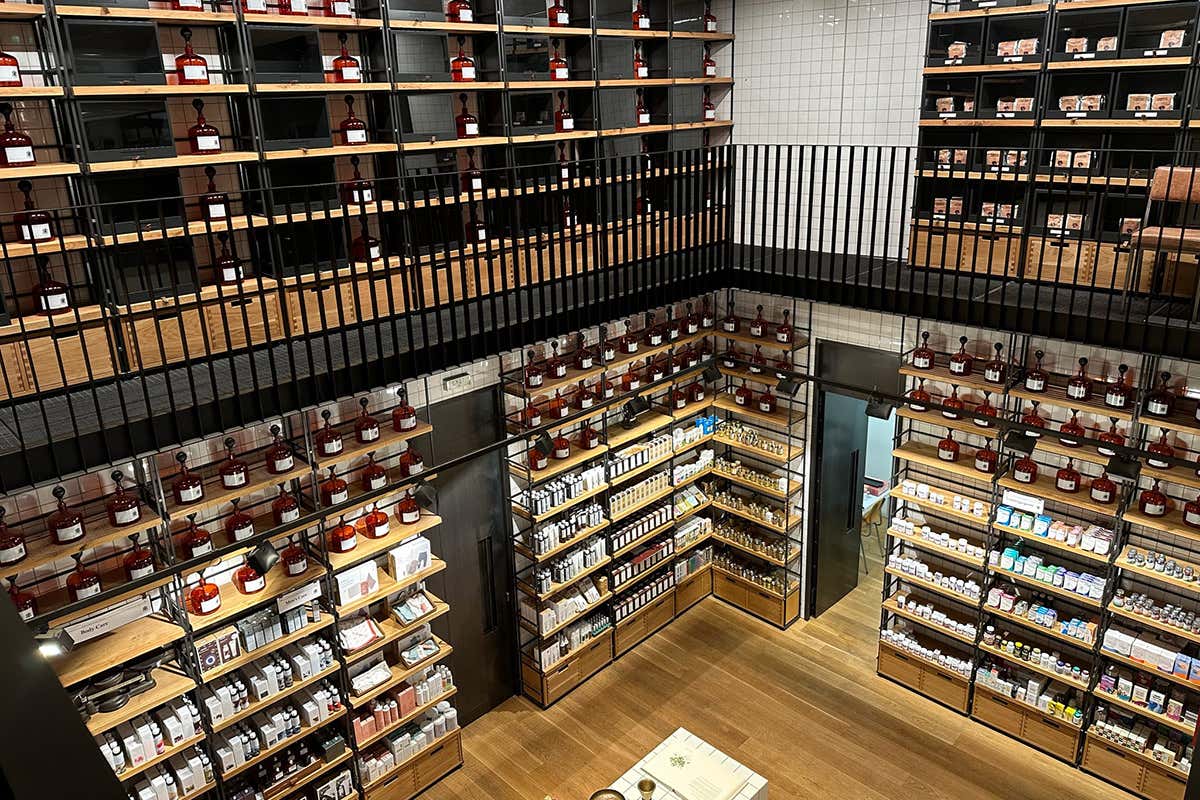  Naxos Apothecary Tutti i sorprendenti colori e gusti di Atene anche d'inverno