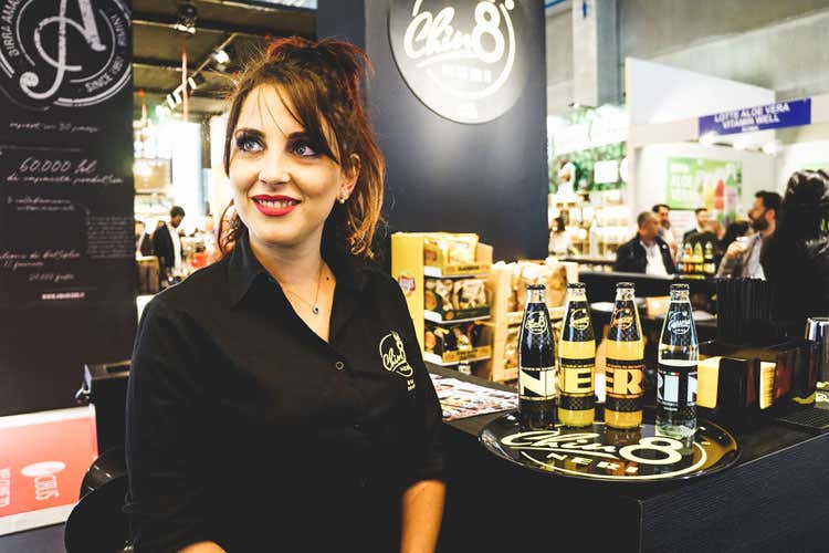 Giorgia Arcasenza (Chin8 Neri rinnova le sue bottiglie Sul mercato il formato da 33 cl in vetro)