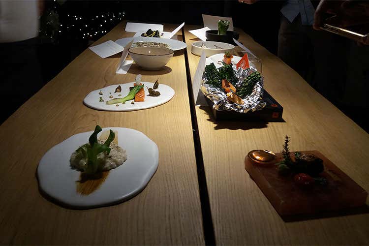 I cuochi Chic duettano con Nespresso Il caffè al centro del piatto e del bicchiere I cuochi Chic duettano con Nespresso Il caffè al centro del piatto e del bicchiere