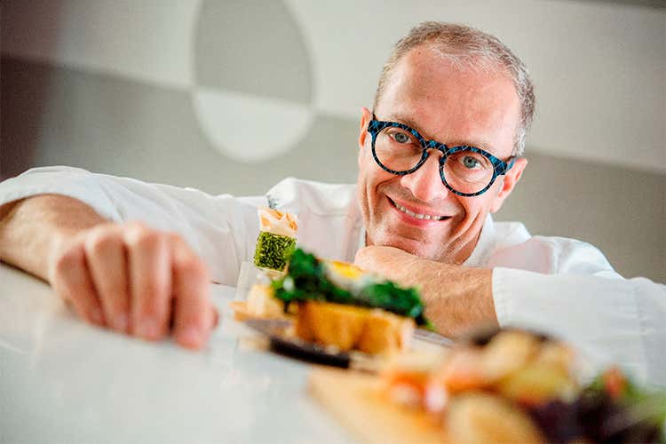 Nicola Batavia - Nicola Batavia, dall'eleganza del Birichin all'innovativa semplicità del The Egg