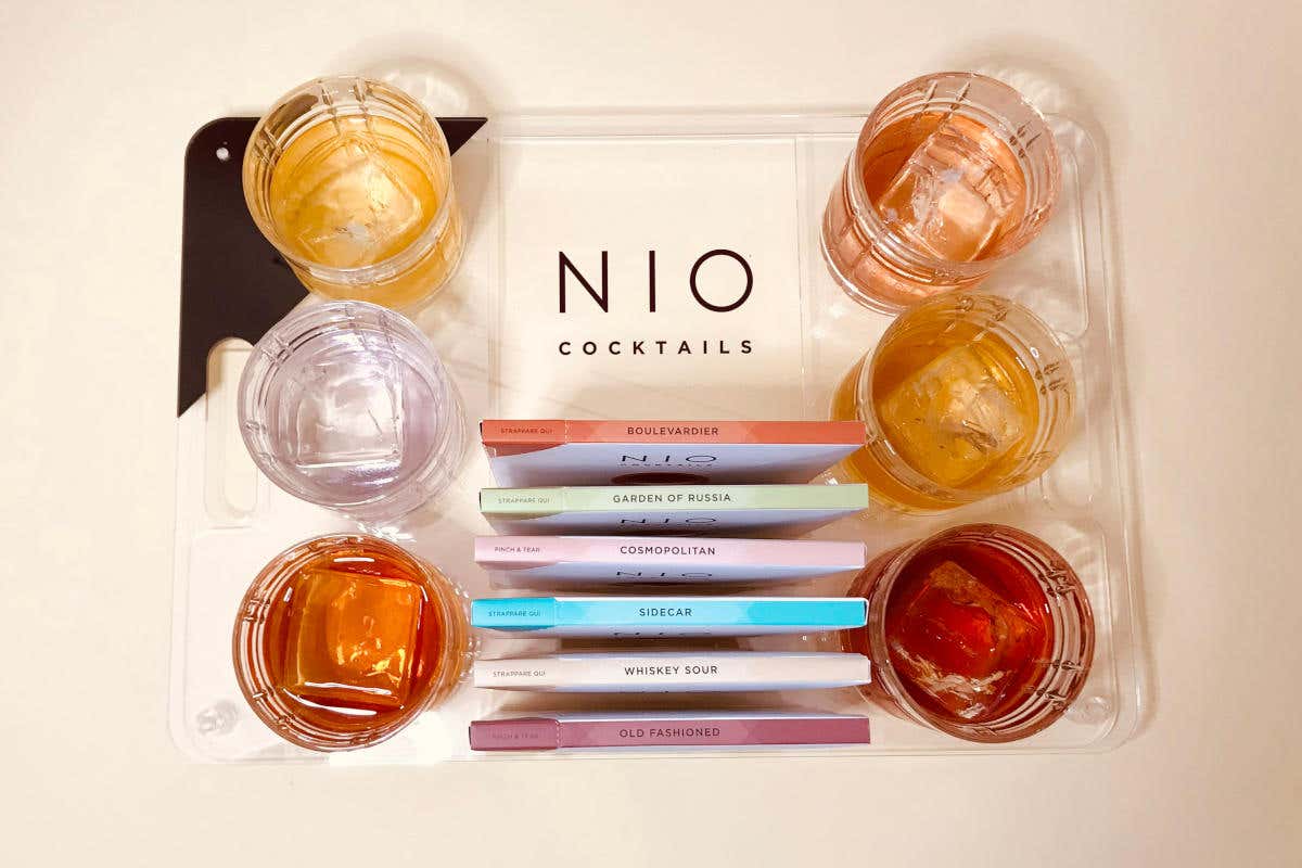 Il vassoio di Nio cocktails Per le Feste o in gita, sempre gi&agrave; pronti i grandi cocktails