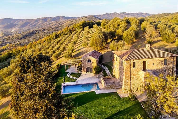 Centumbrie, un luogo consacrato al design e all'accoglienza (Non chiamatelo solo frantoio Centumbrie, progetto d'accoglienza) Centumbrie, un luogo consacrato al design e all'accoglienza (Non chiamatelo solo frantoio Centumbrie, progetto d'accoglienza)