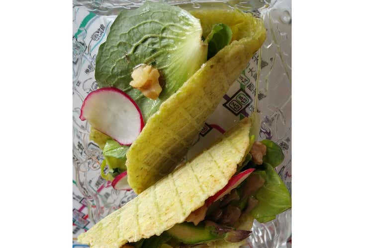 Nuvola d&rsquo;uovo ripiena di asparagi Pranzo completo, sano e nutriente