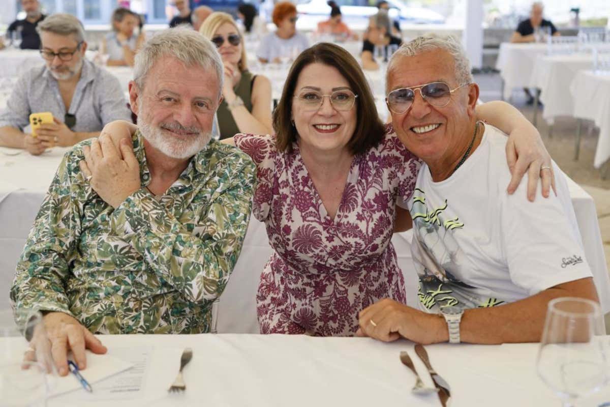 BrodettoFest 2025: Giuseppe Bizioli vince ancora con il suo Ciuppin ligure BrodettoFest 2025: Giuseppe Bizioli vince ancora con il suo Ciuppin ligure