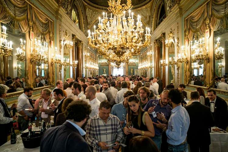 Extravergine di qualità in degustazione a Palazzo Borghese, Firenze (Oli di qualità in mostra-mercato per tre giornate a Firenze) Extravergine di qualità in degustazione a Palazzo Borghese, Firenze (Oli di qualità in mostra-mercato per tre giornate a Firenze)