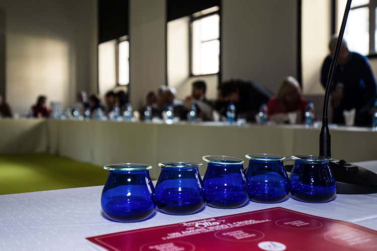 (Olio Officina Festival, 7ª edizione con tema Io sono un albero) (Olio Officina Festival, 7ª edizione con tema Io sono un albero)