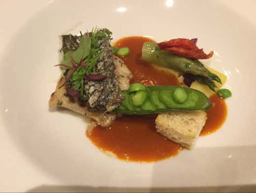 Ombrina scottata con ortaggi ed il suo ristretto e cubo di pane cotto a legna