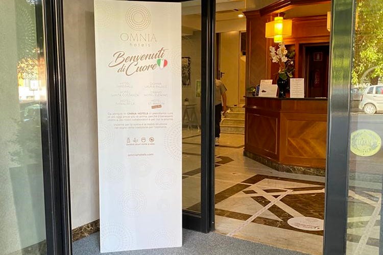 Gli Omnia Hotels ripartono, focus sulla sicurezza di clienti e staff - Gli Omnia Hotels a Roma ripartono «Prenotazioni? Speriamo crescano»