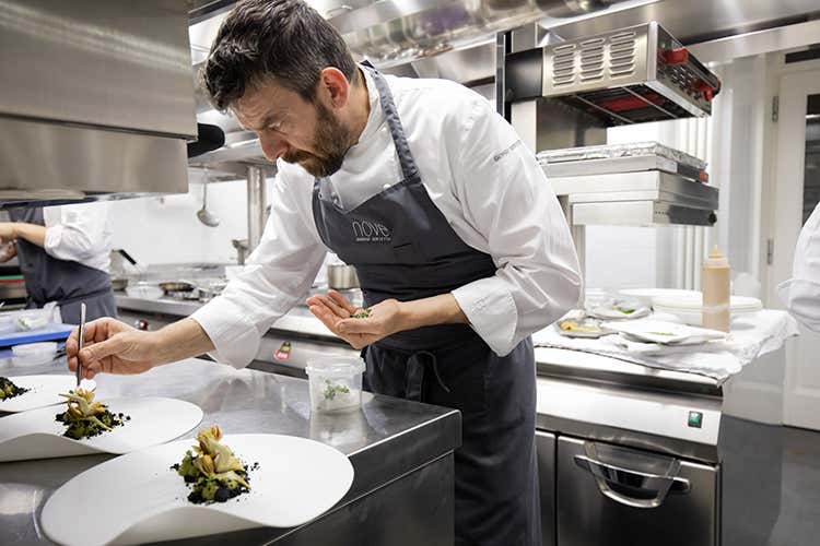 Giorgio Servetto in cucina (Orgoglio ligure al Nove Ristorante)