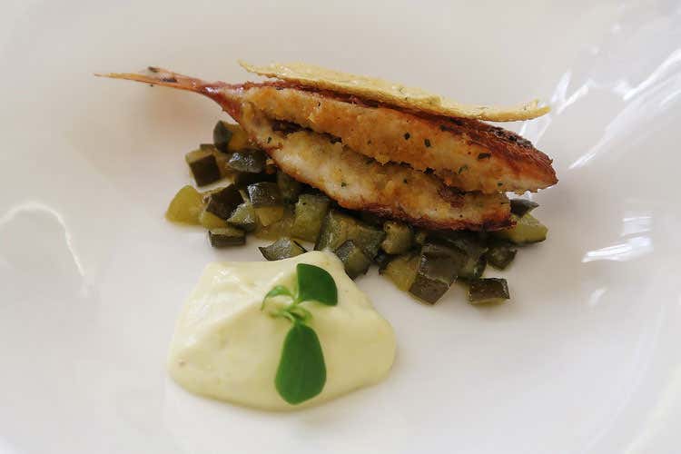 Triglia, panella e cetriolo(Osteria il Moro A Trapani tradizione e gourmet)