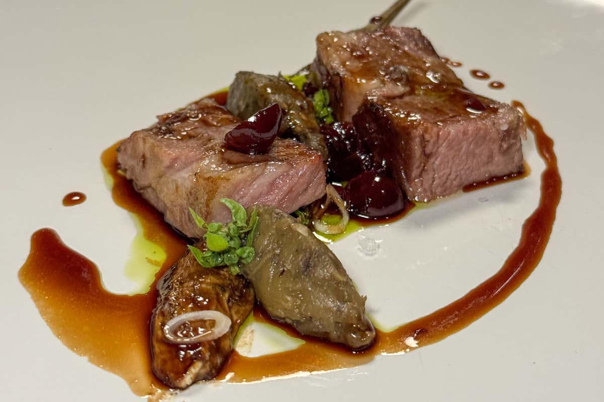 Sapio diventa casa di Catania: pietra lavica, mare e campagna nell’abbraccio dell’Etna