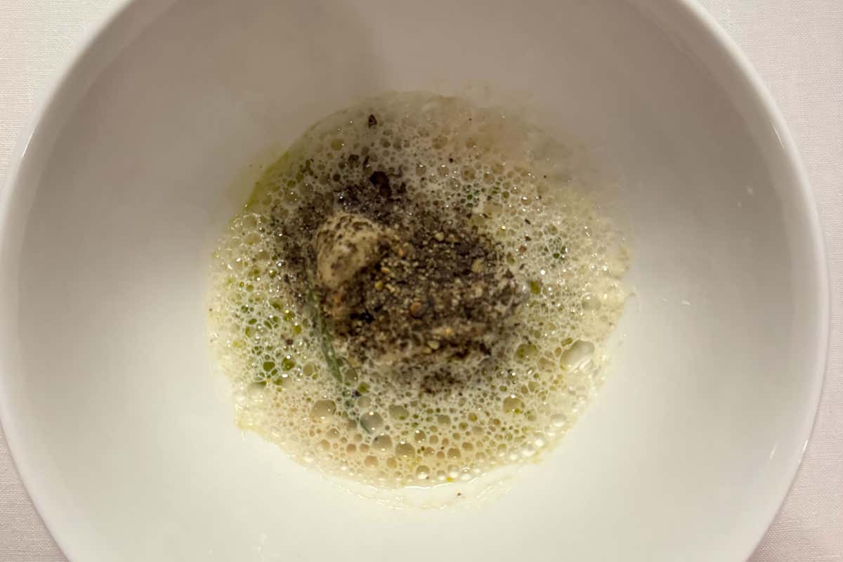 Sapio diventa casa di Catania: pietra lavica, mare e campagna nell’abbraccio dell’Etna