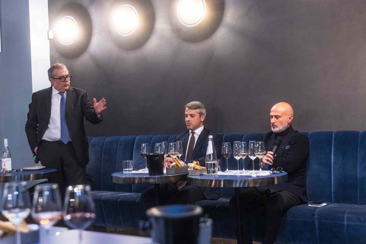 La rinascita di Abraxas: l'azienda siciliana presenta il nuovo volto a Milano
La rinascita di Abraxas: l'azienda siciliana presenta il nuovo volto a Milano