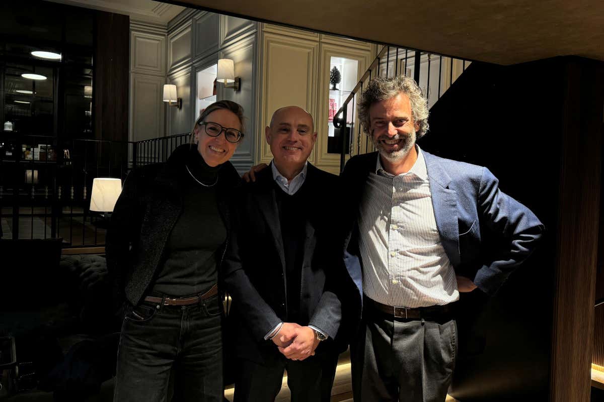 Castello di Volpaia e Sarzi Amadè: una nuova partnership di eccellenza Castello di Volpaia e Sarzi Amadè: una nuova partnership di eccellenza