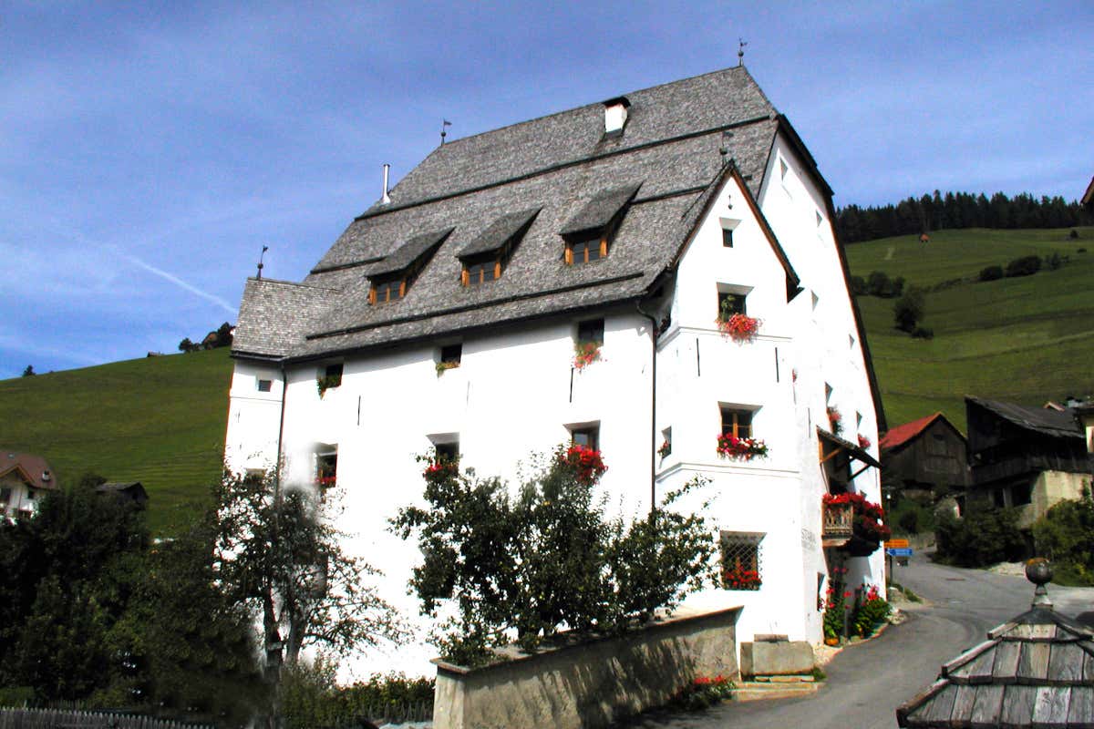 Alla scoperta dei sapori e dei borghi nascosti della Val Badia Alla scoperta dei sapori e dei borghi nascosti della Val Badia