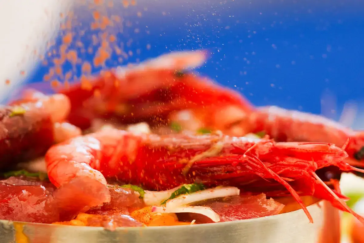 Piatto di Ercole Villirillo (preparazione) Grande successo per “La Tropea Experience”, vetrina delle eccellenze calabresi